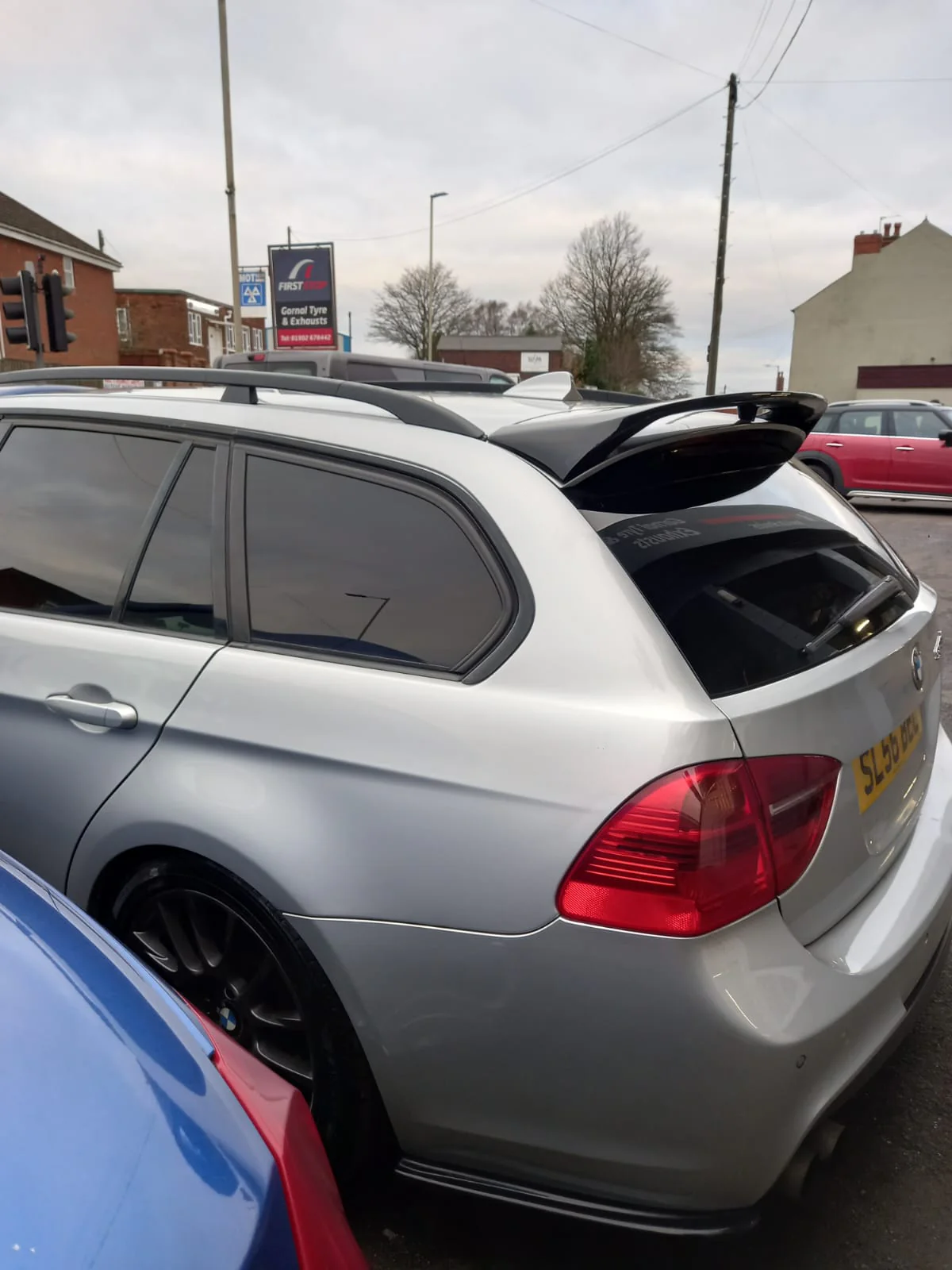 BMW 3 Series E91 Touring Estate Gloss Black Rear Roof Spoiler Lip Wing - Image 9