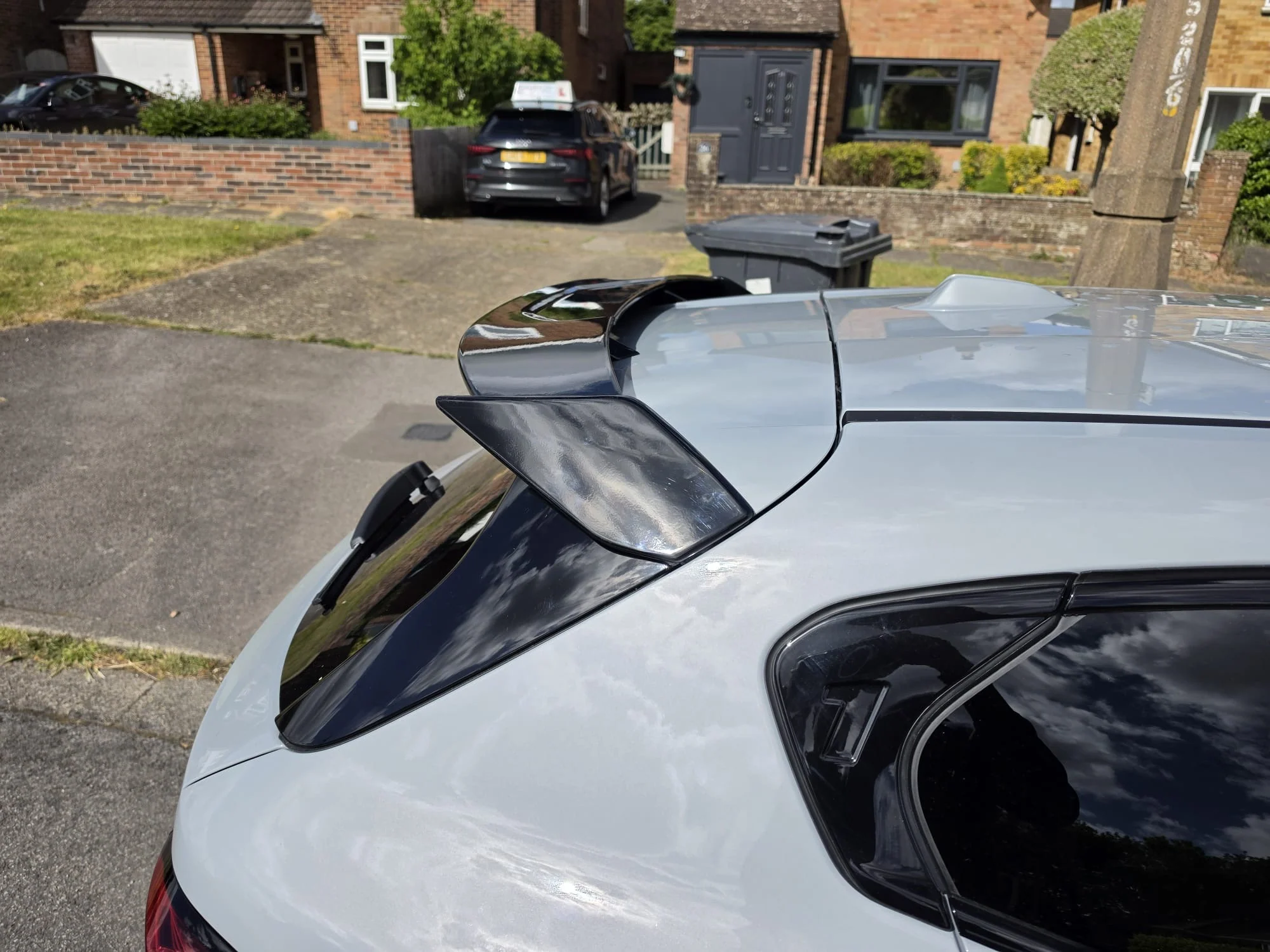 BMW F70 1 SERIES FLAT ROOF SPOILER REAR LIP GLOSS BLACK - Image 8
