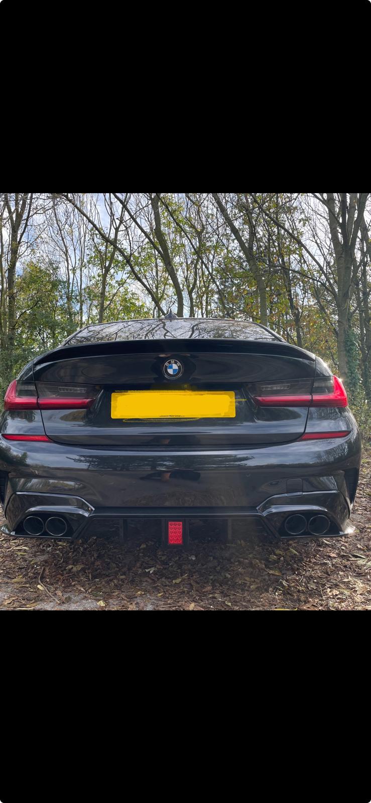 BMW G20 G21 Diffuser with Led Quad Exhaust pipes Gloss Black. - Image 11