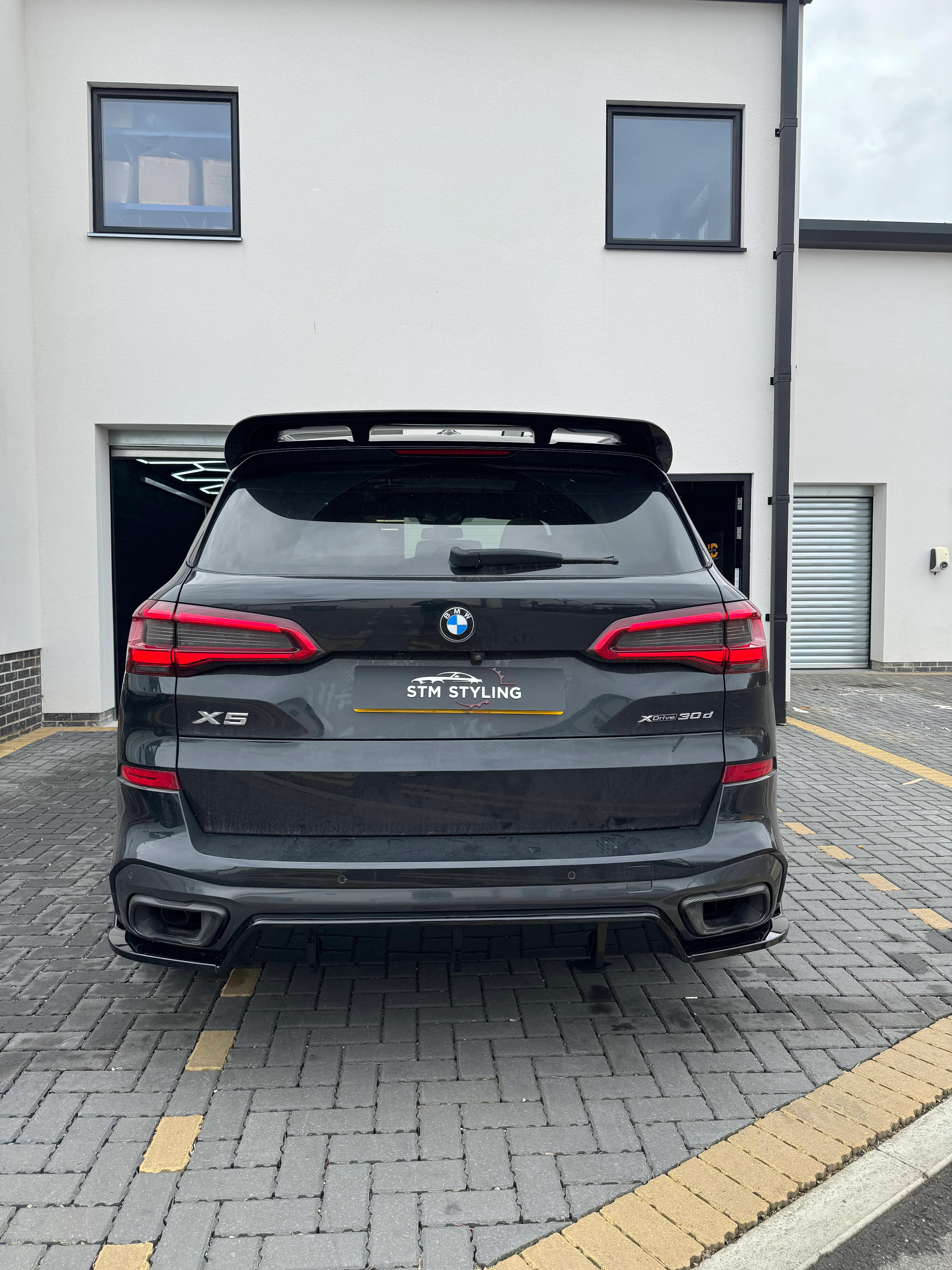 BMW X5 G05 Kit Full BodyKit Gloss Black 2018+ - Image 9
