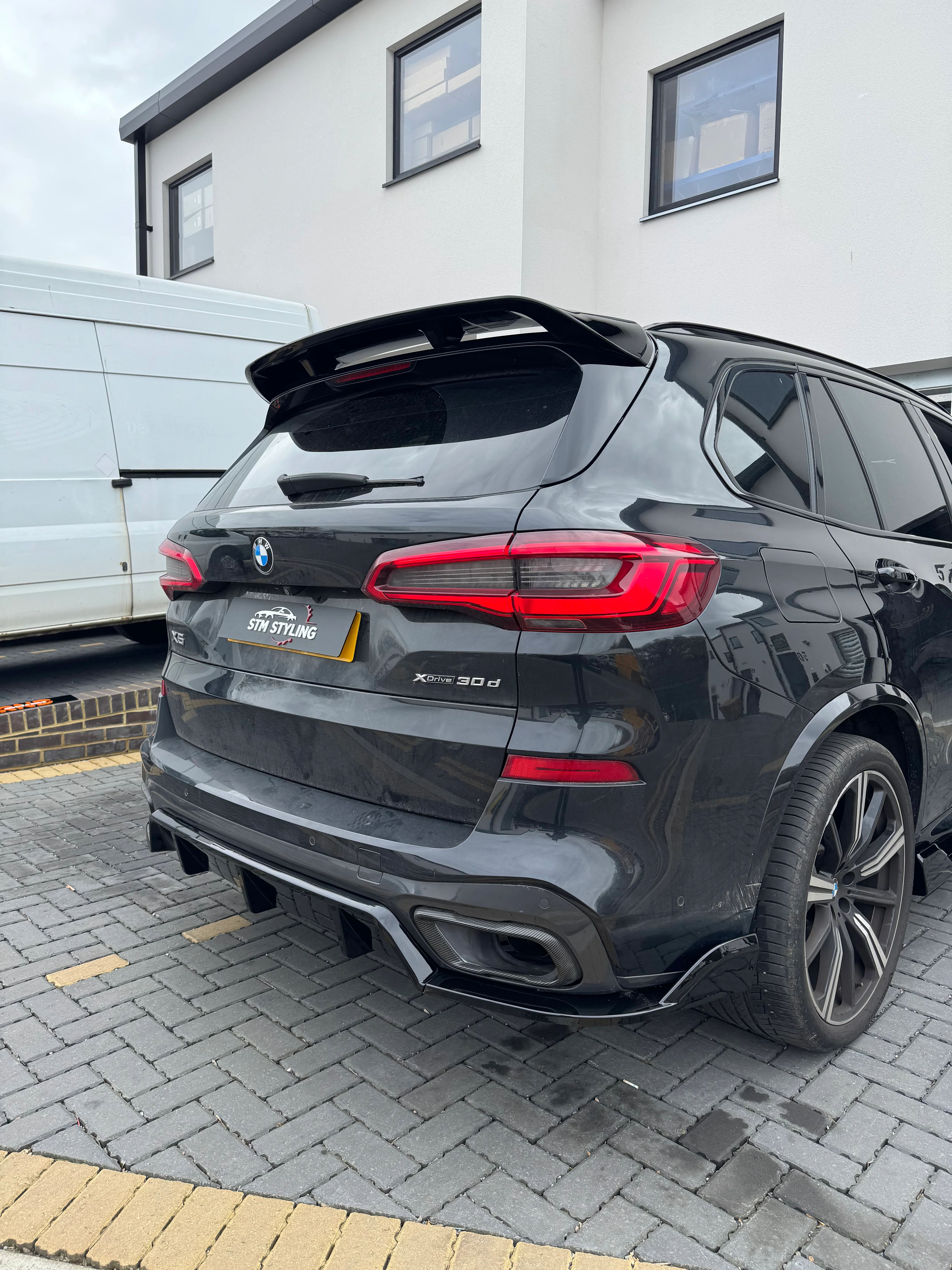 BMW X5 G05 Kit Full BodyKit Gloss Black 2018+ - Image 3