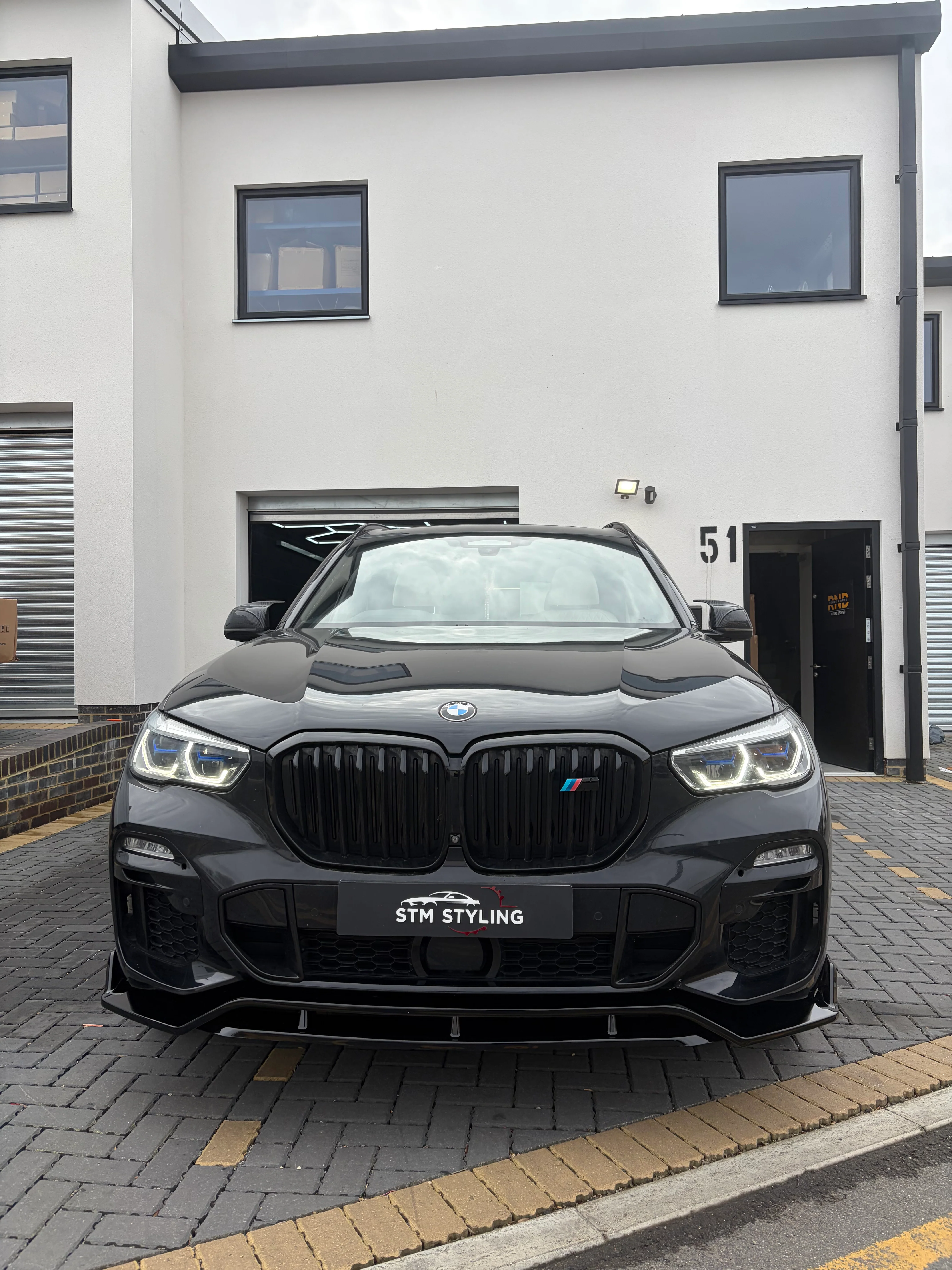 BMW X5 G05 Kit Full BodyKit Gloss Black 2018+ - Image 2