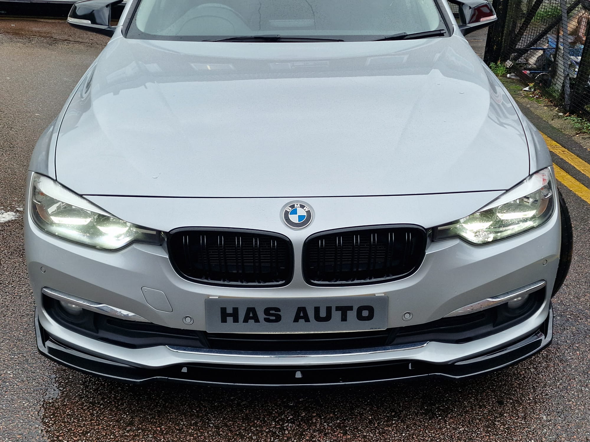 Full Body Kit - Fits BMW 3 Series F30 - Se Sport - Gloss Black - Image 10