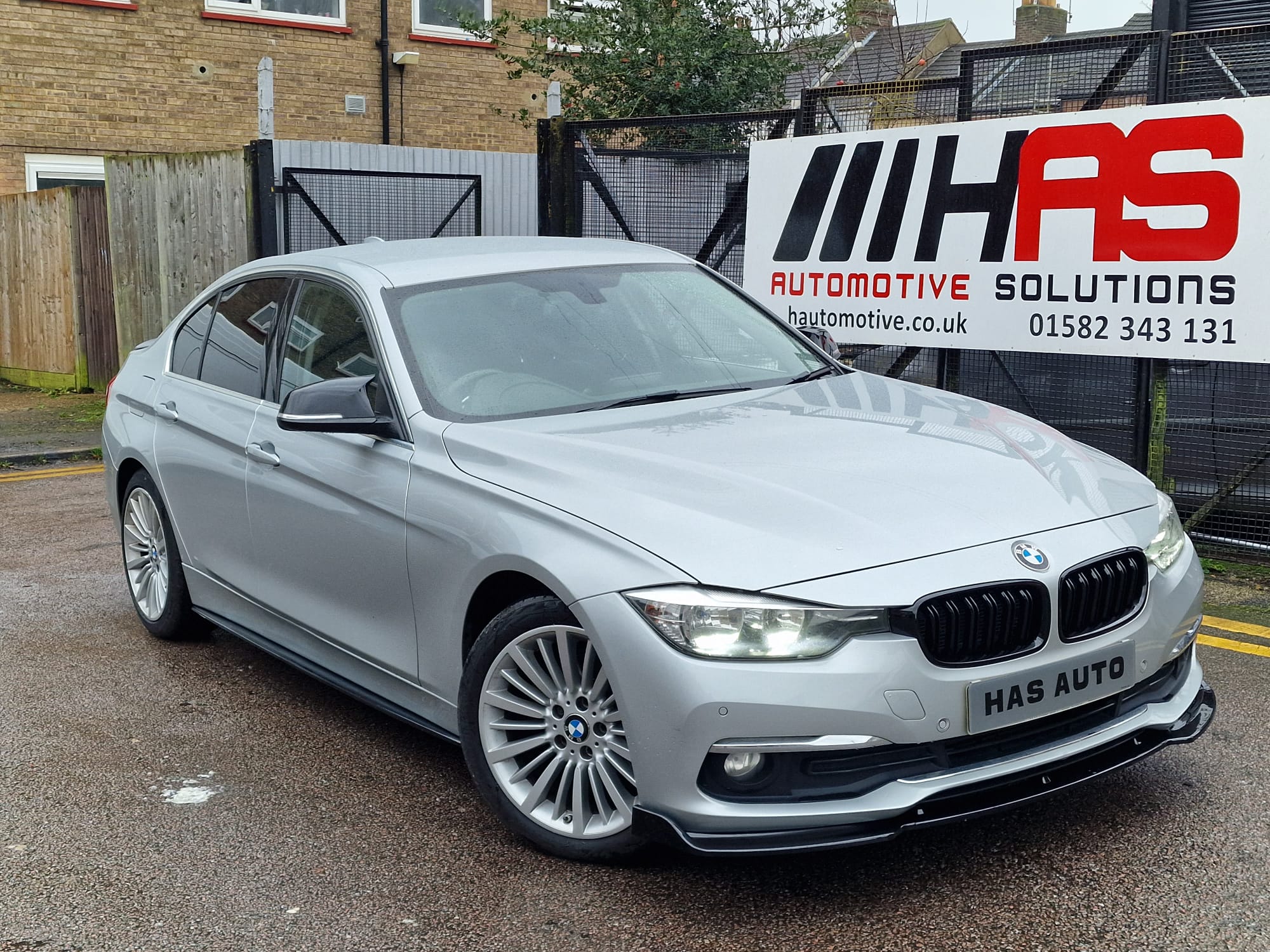 Full Body Kit - Fits BMW 3 Series F31 - Se Sport - Gloss Black Estate - Image 12